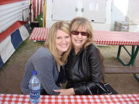 Inga & mom good at fair