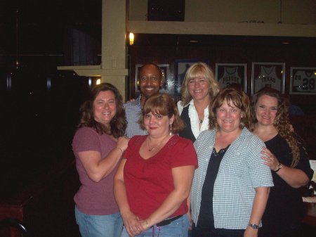 85'alum Toni,Bonnie,Jerald,Debbie,Navonda me