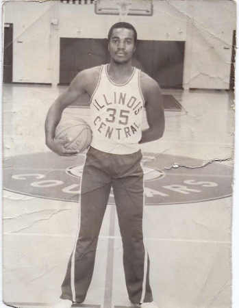 Glenn Byrd 1981 college Basketball pic