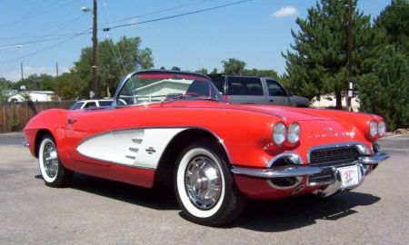 Wife's 61 Vette