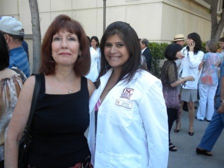 Leah & Saleema at USC White Coat Ceremony