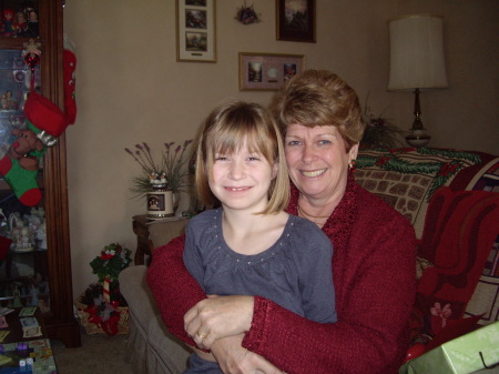 Christmas 2008: Grandma and Meghan