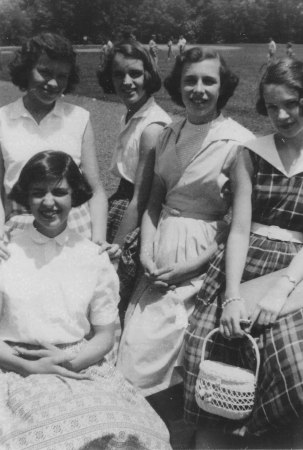 Lunchtime SHS Stadium the Girls of 1959