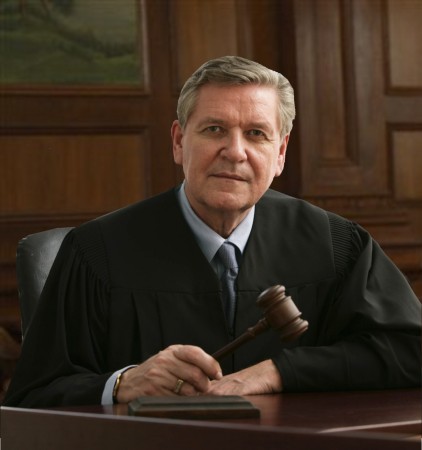 judge-lo