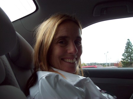Robyn in the car