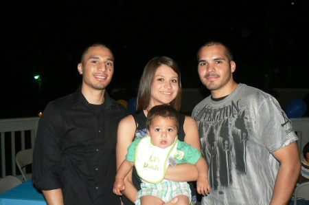 MY BOYS AND MY NIECE IN TEXAS