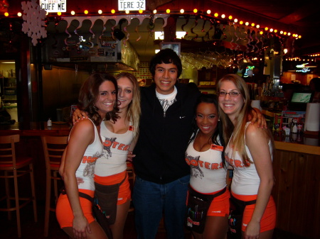 eric's birthday at hooters 2009