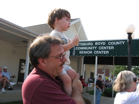 MIKE MY GRANDSON'S 1ST PRADE!