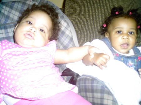 Jo'ionna  and Sarai