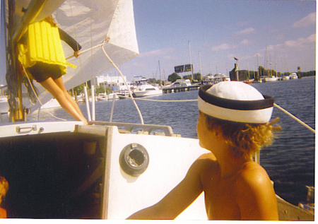 Astra kids sailing