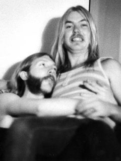 GREGG & DUANE - LAST PIC TOGETHER IN NYC 1971