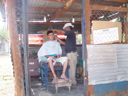 Cuba's barber shop