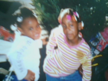 KISHAY AND HER SISTER NAY