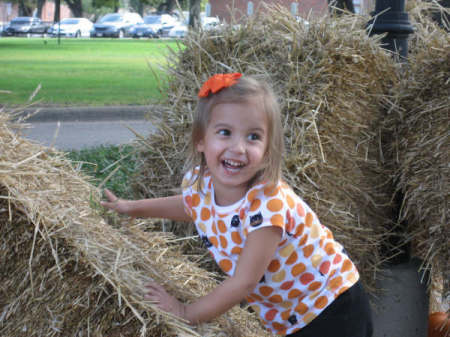 Amelia at Halloween 2009