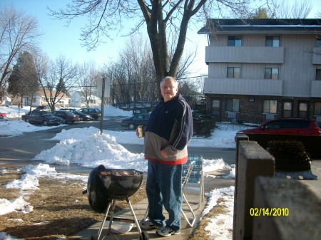 GRILLIN' RIBS ON MY BIRTHDAY!!!