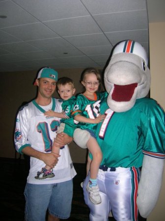 Bo, Trey, Kara, at Dolphin games