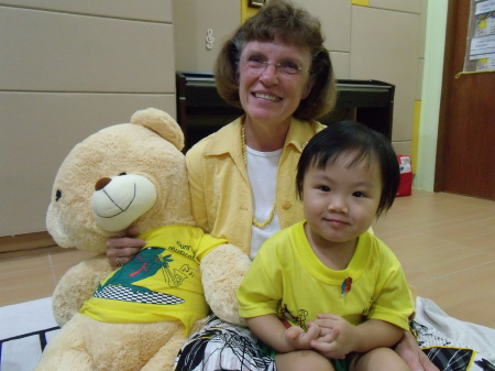 Frances & Sunrise student in Singapore