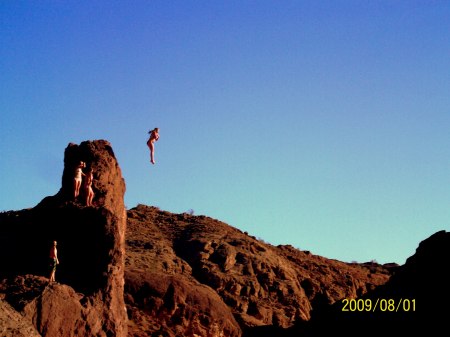 Crazy Dives at Copper Canyon- Havasu