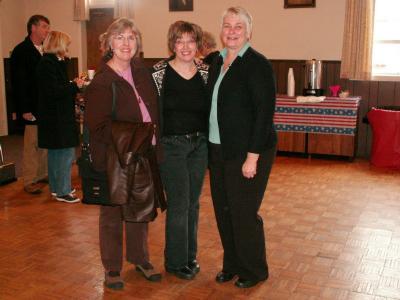 Laurie Lerfald, me, Karla Ramsey in 2009