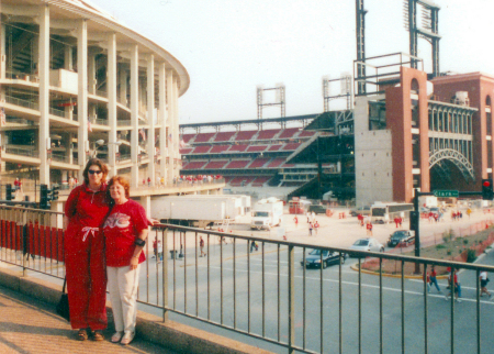 Busch Stadium -Old and New Versions 2005