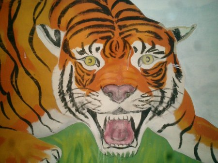 I had to repaint the old tiger w/ fresh paint