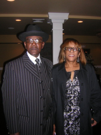 Larry Jones & wife Joanne