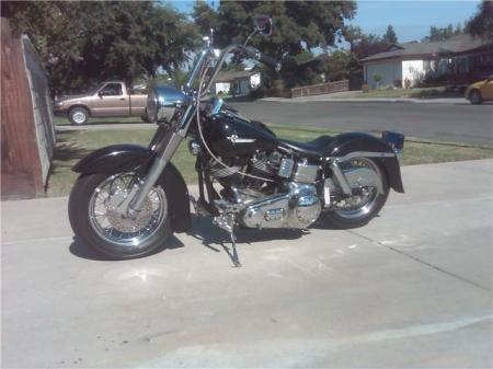 1976 FLH Harley Davidson