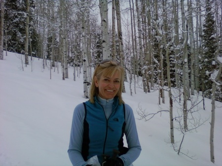 snowshoeing in Snowmass