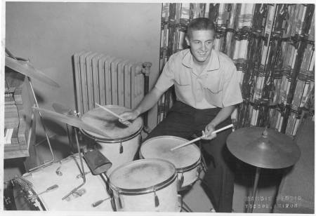 Skip-Drums-EXHouse(1954)(enhanced)