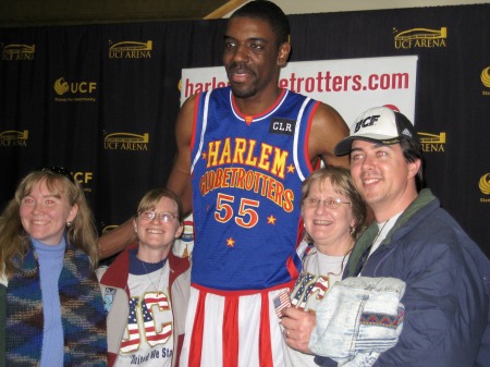the King Family does the Globetrotters