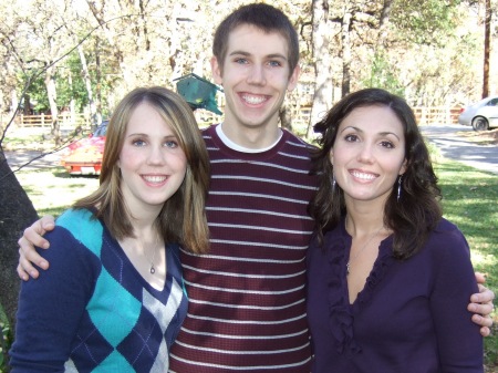 Nov 2009: (l-r) Susan, David, Bethany