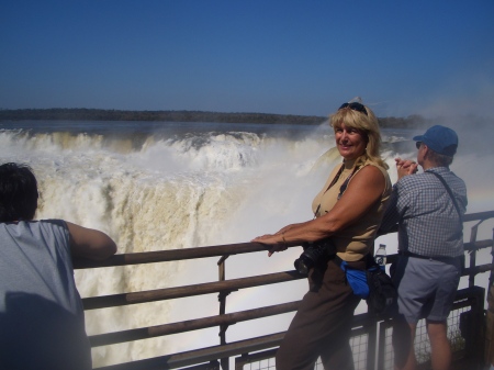 Igausu Falls Argentina- Devil's Throat 8-2009