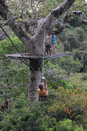 zip line in costa rica