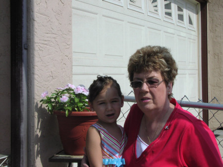 eileen and granddaughter kayla