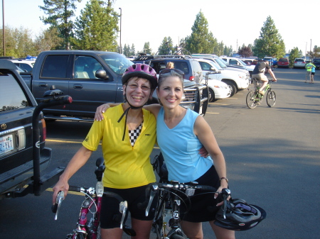 Bonnie & I at 8 Lakes Leg Aches Bike Race 2009