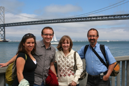 Jeff and Kids in SF (Mom taking picture)