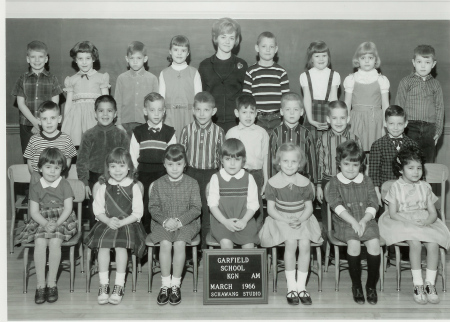 Garfield School Class Picture KND 1966