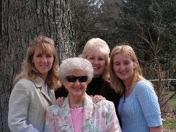 4 Generations, Chris, Mom, ME & Mandie