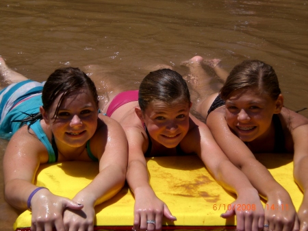 Summer fun!! (aubrey's in the middle)