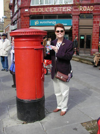 2001: Posting a letter in London