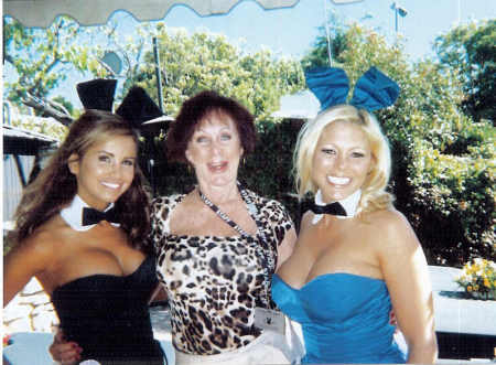 Jen, Sharon & Steph at Playboy Mansion