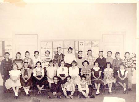 Mrs. Hill's 4th Grade Class 1957-58