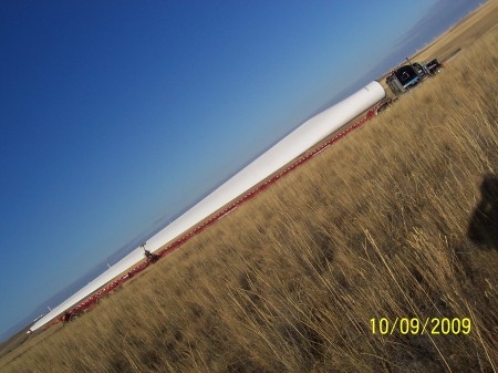 Jeffs truck w/145ft windenergy wndmill blade