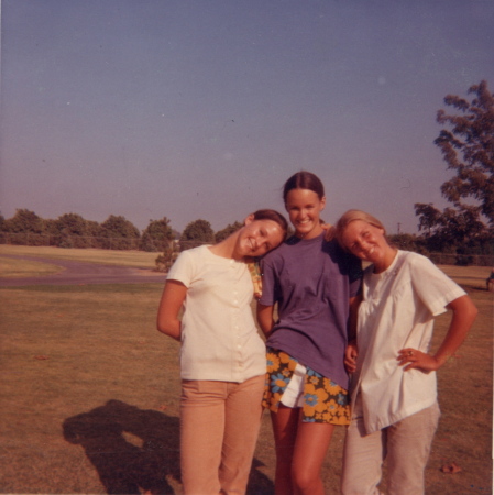1970, me, Linda Mitchell, Bitsy Osborne