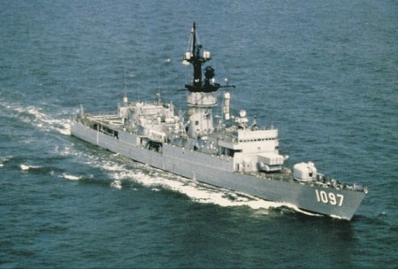 My second ship - USS Moinester (FF-1097)
