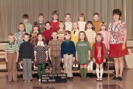 1970-1971 Mrs. Boose&#39;s 1st grade class