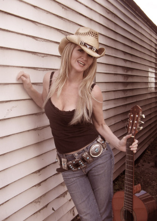 country singer Liz