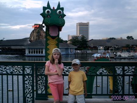 Aeriel & Dominic at Disneyworld