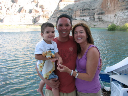 Lake Powell on the family houseboat