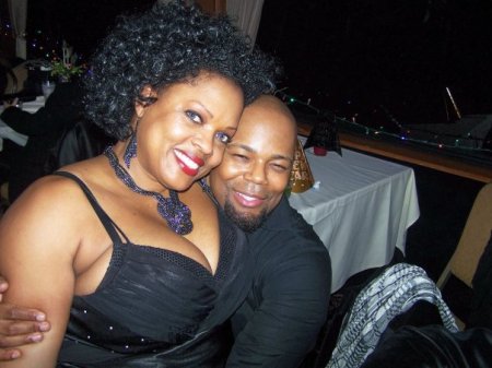 Yolanda Davis' album, New Year Eve Party on the Yacht in Leauge City